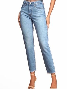 Levi’s 501 Skinny Raw Hem Jeans Size 28x32